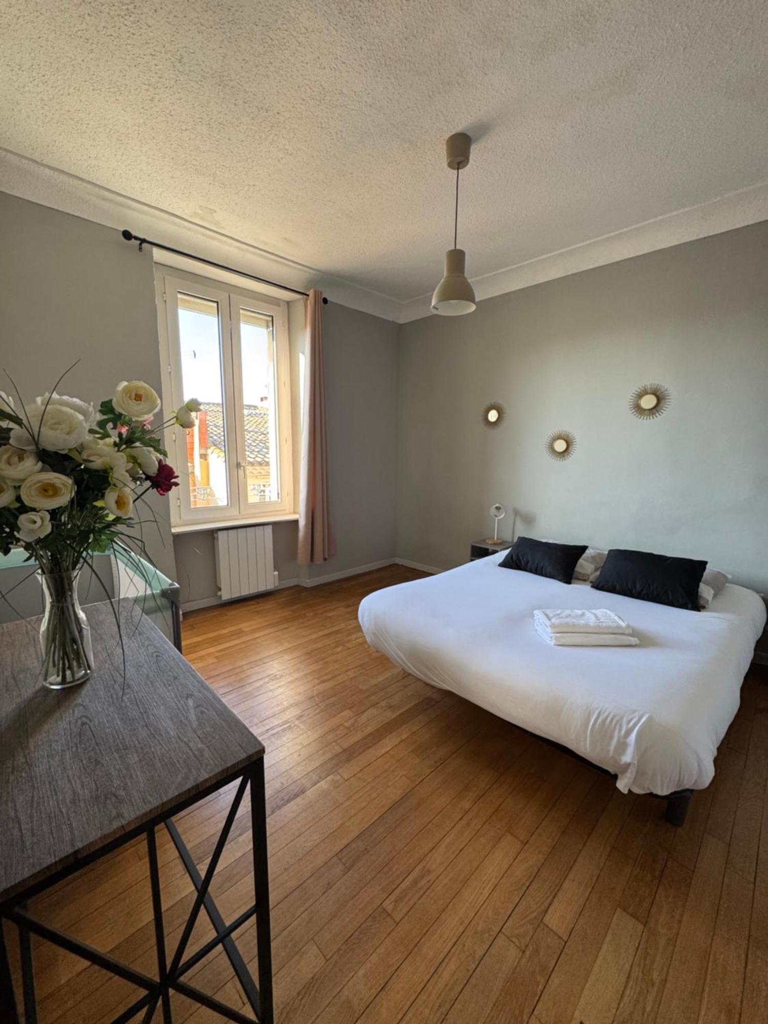 Centre - Proche Cite Medievale Appartement
